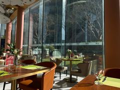 靠窗位-花园5號餐厅