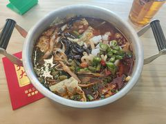 -丽丽三鲜螺蛳粉(田林路店)