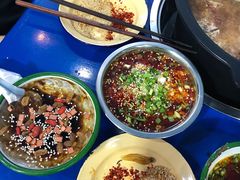 -马路边边·成都串串(翠柏路店)