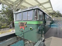 -山顶缆车