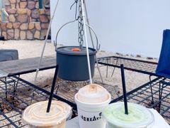 抹茶牛奶-J Create城市露营咖啡·简餐·宠物(上海动物园店)