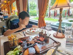 -火车头法国西餐厅