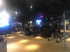 -VLines耀能运动24小时·月付制健身(京广桥店)