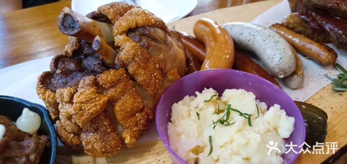 haxnbauer海森堡03现代德国餐厅(国金中心店)德国猪肘子图片