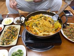 -亲昵春川鸡排(韩国美食街店)