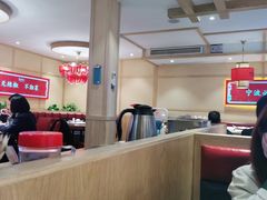 大堂-辣得叫湘菜(四明店)
