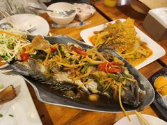 -两兄弟Song Pee Nong(2号店)