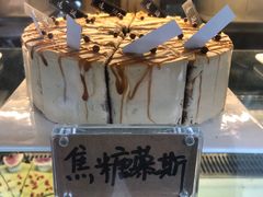 焦糖慕斯-邊渡咖啡