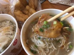 现炸油条-汪记鲜鱼糊汤粉(沈阳路总店)