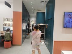 -海马体照相馆(万菱汇店)