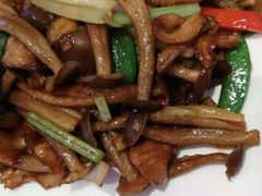 -锦粤宫·融合粤菜(上海金沙江店)