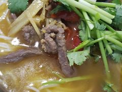 -一品郑记重庆牛肉米线馆(东泰路店)