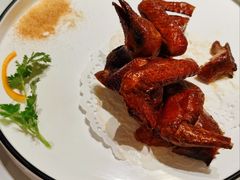 红烧脆皮乳鸽-粤·啫啫