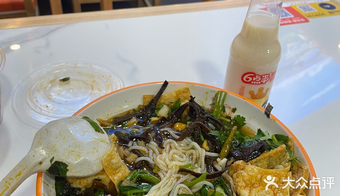 美味螺蛳粉