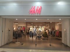 -H&M(乐客城夏庄路店)