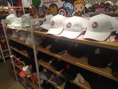 -名创优品(北京新中关购物中心地铁层店)