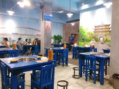 大堂-马路边边·成都串串(翠柏路店)
