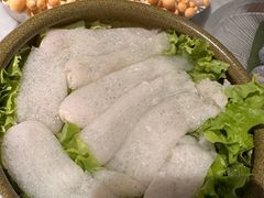 -尚尚仙·酸汤猪手·猪肚鸡火锅(华联万柳购物中心店)