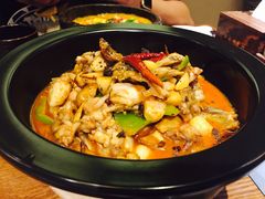 -云海肴·汽锅鸡·云南菜(天山百盛优客店)