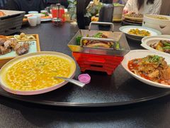 -有红鸡毛店·川菜(建设路店)