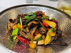 农家小炒肉-张烤鸭·川菜·非遗冒烤鸭(青石桥店)