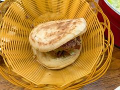 驴肉火烧-老保定驴肉馆(云岗路店)