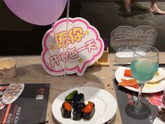 -四海一家自助餐(益田假日广场店)