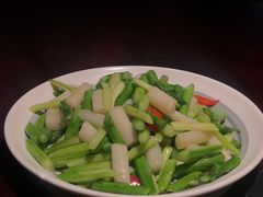 芦笋炒藕带-上名堂·鱼头好吃(体育场路店)