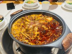 -佬缸炮江湖川菜(玉林店)