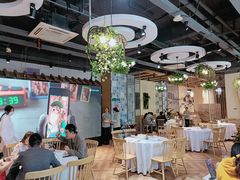 -香山湖家家宴(中山陵店)