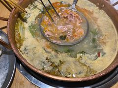 -洱火云南酸菜牛肉火锅(石景山当代商城店)