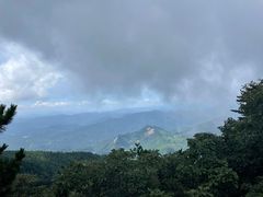 -罗田薄刀峰风景区