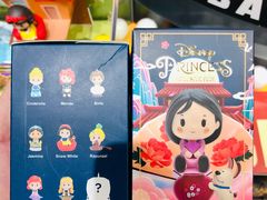 -泡泡玛特POPMART(上海环球港店)