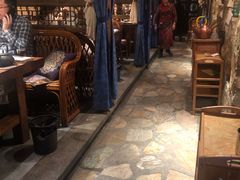 -老牌坊云南鱼豆花火锅(嵩山店)