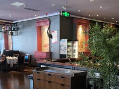 -八府香鸭·啫啫煲(华山路店)