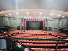 -蓝话筒·少儿成人演讲口才·主持朗诵·戏剧表演(大华第一坊店)