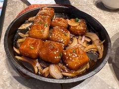 -月枫江南小馆(绿地缤纷广场店)
