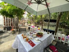 -湖庭壹品鸭王·传统北京烤鸭·别墅私房菜·庭院宵夜(江宁店)