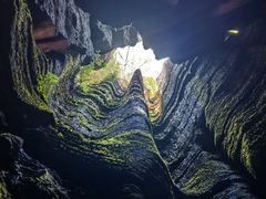 -梭布垭石林景区