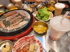 -哈哈碳都·牛肋条无限自助烤肉(宝龙店)