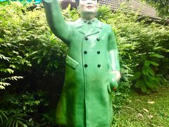 -莓园冰淇淋店