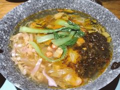 -八月美食小馆(银泰城总店)