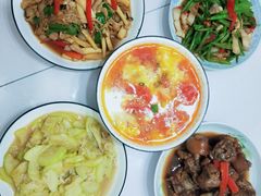 -爱的果实月嫂育婴师(世纪东方店)