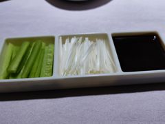 -鸭王烤鸭店(三里河店)