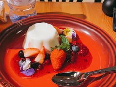 森林莓果意大利香草奶冻-TIAGO HOME KITCHEN(王府中环店)