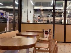 用餐区-老梦面包CHEZMOREL(麦子店)