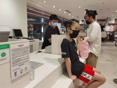 -优衣库(武汉国际广场店)