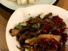 -隔壁老王·家常云南菜(花巷店)