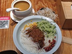 -云味馆米线(广州白云凯德店)