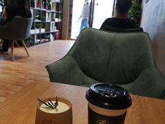 -ZING COFFEE 镜咖啡